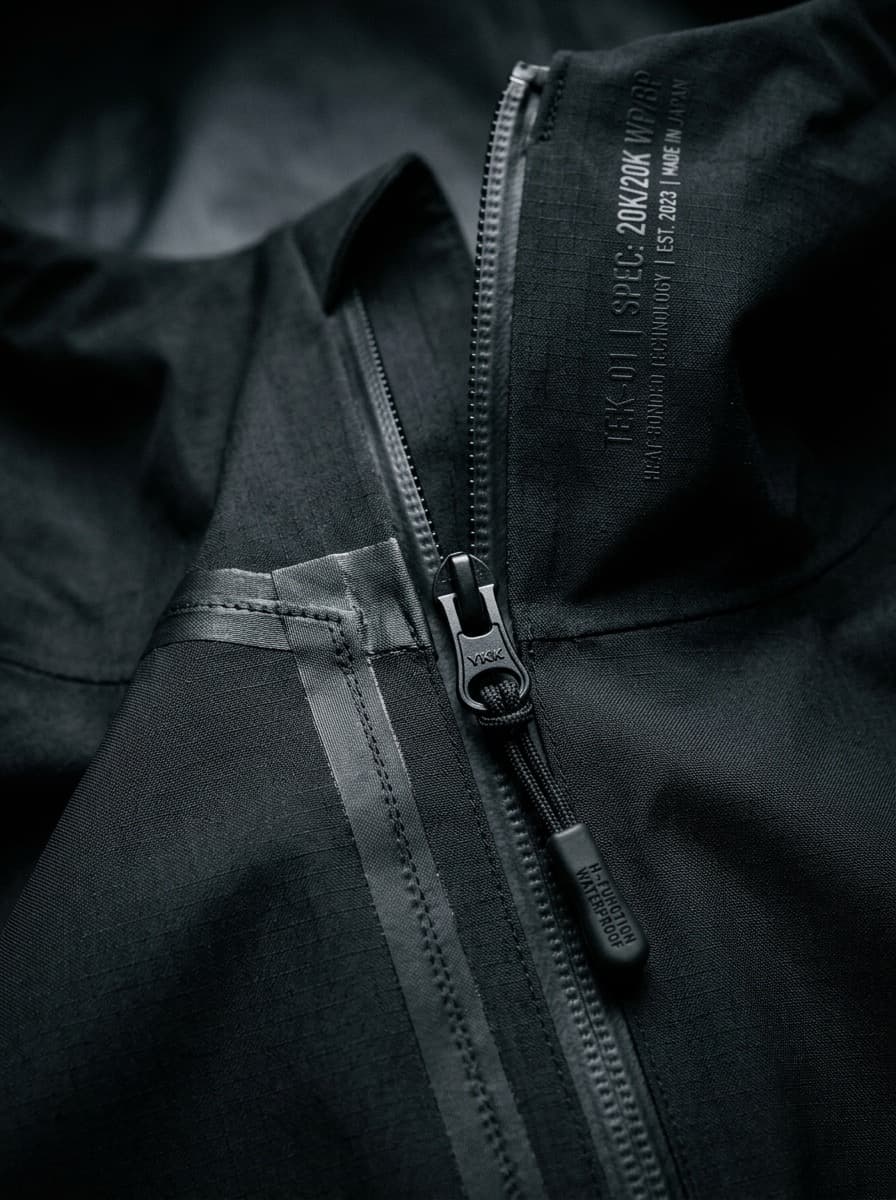 BONDED SEAM CRAFTSMANSHIP